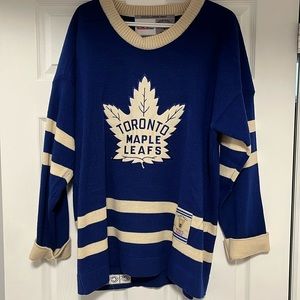 Toronto Maple Leafs CCM hockey sweater. Vintage Hockey. Mens size L